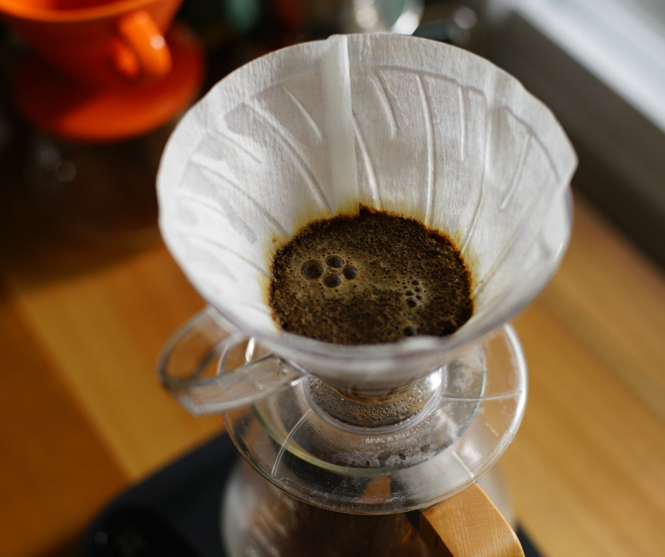 Cafe Ciro, a unique blend of premium two Arabica beans from Brazil, El Salvador, and India. Carefully roasted to draw out the full-bodied flavour of chocolate and caramel, this coffee is perfectly tempered with a controlled sweetness and acidity.